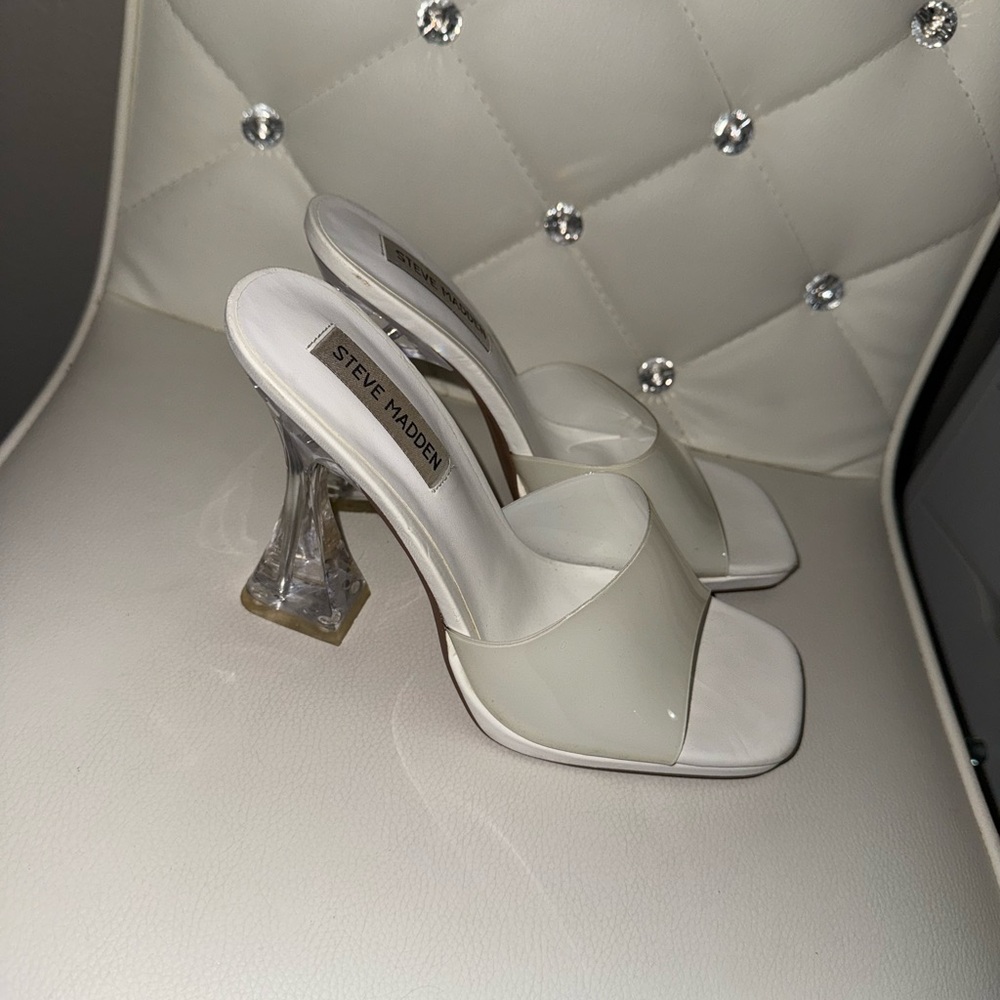 Steve Madden Women's White heels - Picture 2 of 6